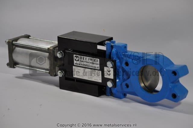 Foto van CMO serie A GJL-250 pneumatisch DW plaatafsluiter